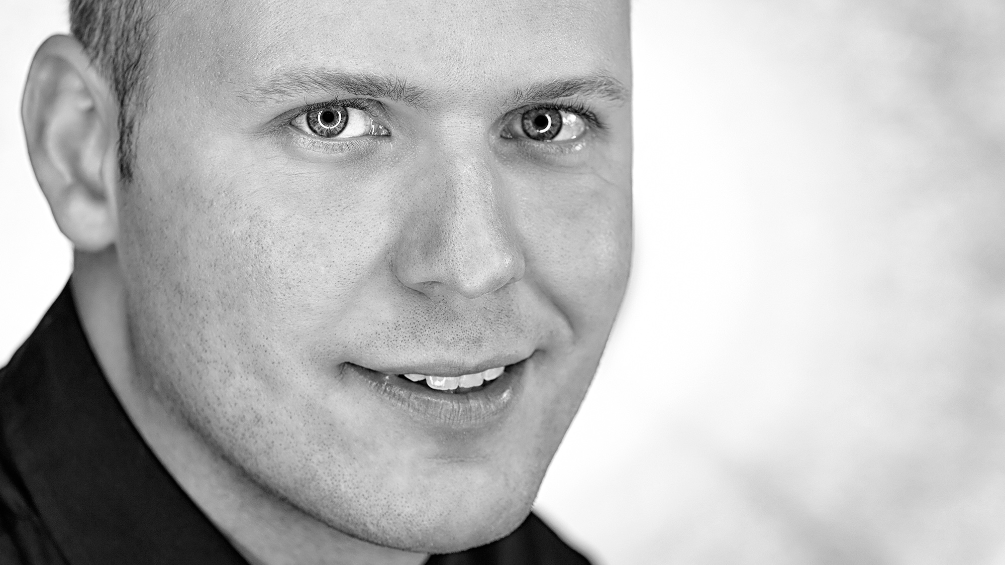 Highspeed Fotografie - Liquid Art Wassertropfen - Nimmervoll background image